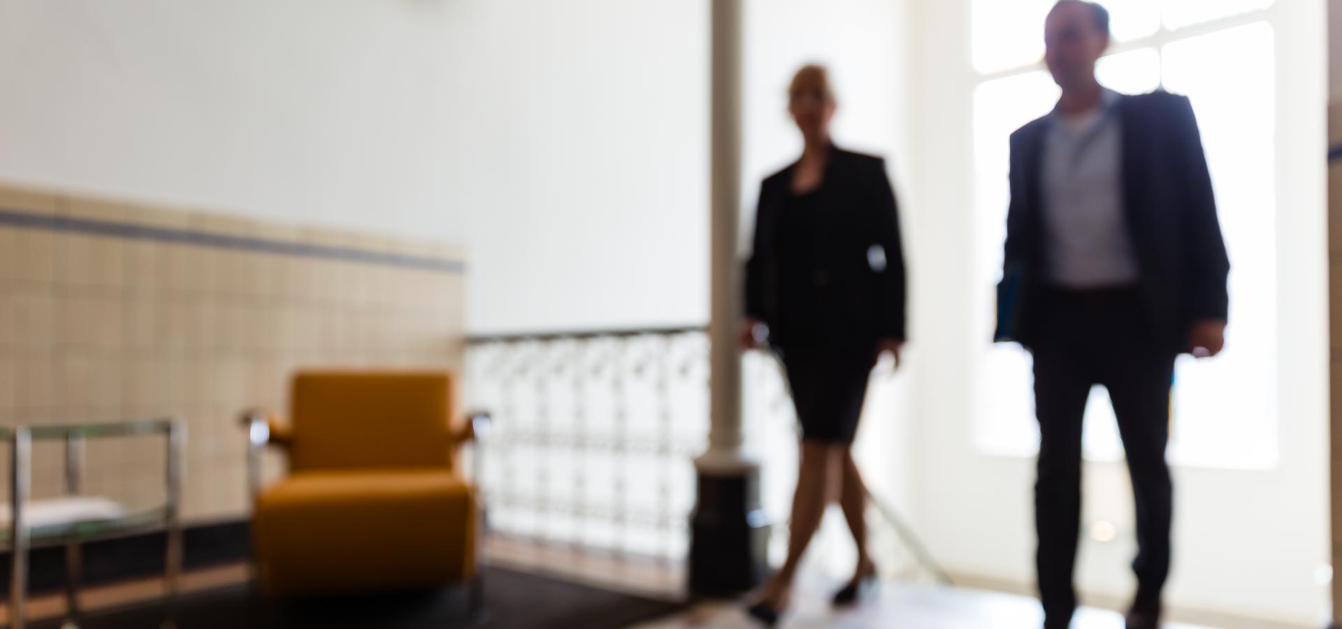 Advocaten van Meulenkamp in gesprek op kantoor in Venlo